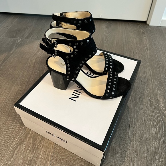 Nine West Heeled Sandals - Picture 3 of 6